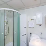 Reale - One Bedroom With Balcony And Sea View Apartmán