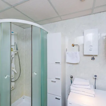 Reale - One Bedroom With Balcony And Sea View 아파트
