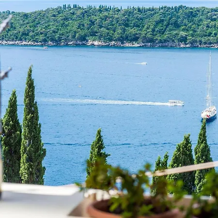 Lägenhet Reale - One Bedroom With Balcony And Sea View Dubrovnik